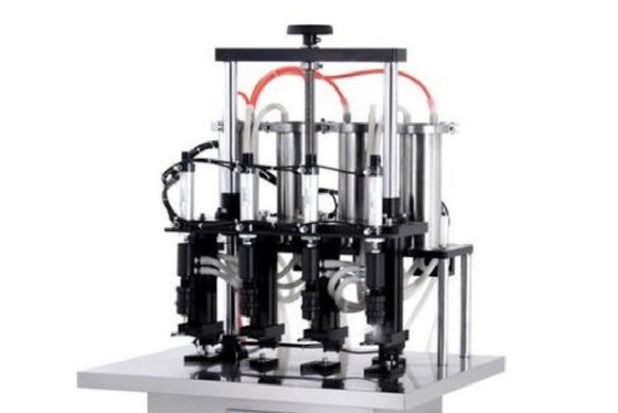 Equipo de producción de perfume de llenado automático Práctico de vacío