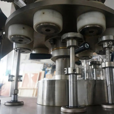 Máquina de relleno del lacre de la comida del tubo plástico poner crema cosmético automático ultrasónico de la goma