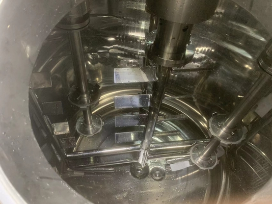 mezclador cosmético del emulsor de 65rpm 50-5000L con el sistema opcional del vacío